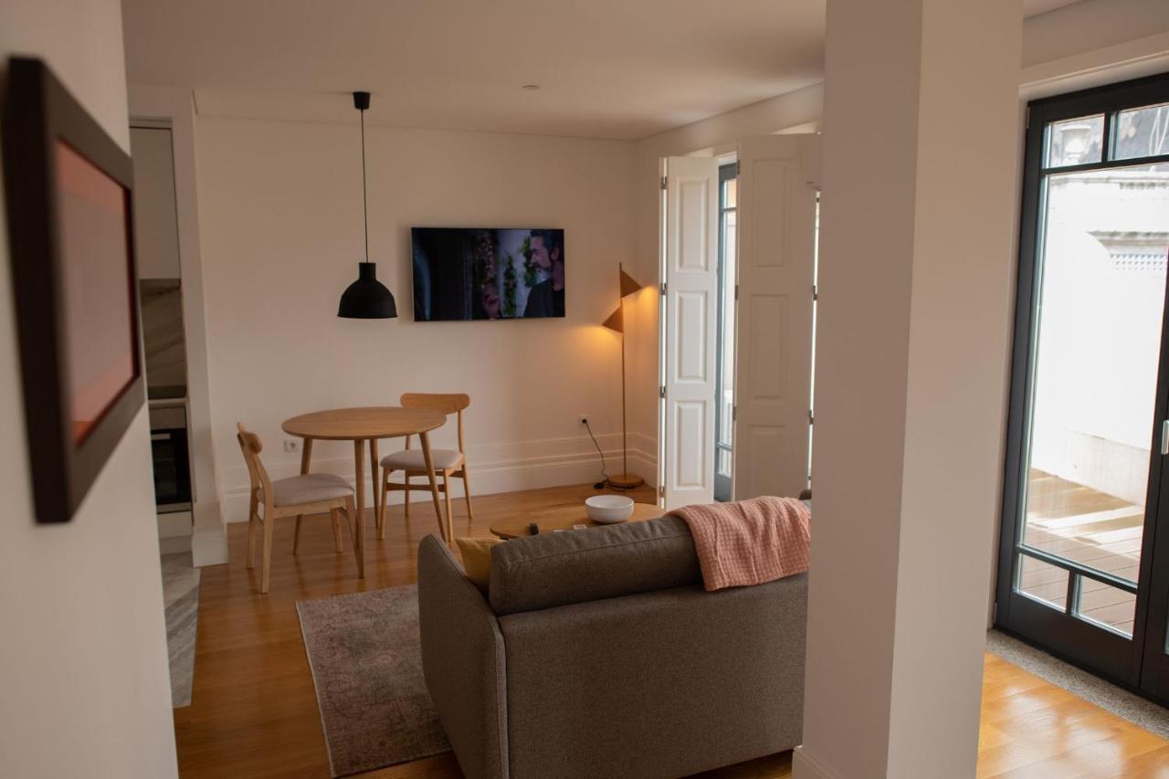 Spacious Studio W/ Balcony & Ac By Lovelystay Porto Zewnętrze zdjęcie